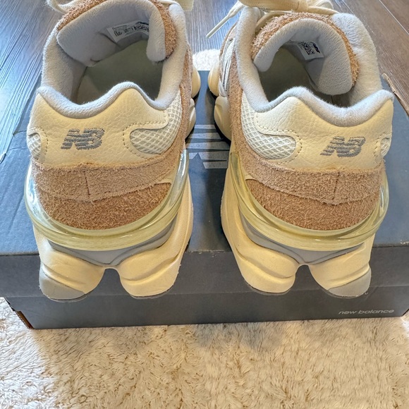 New Balance9060 'Driftwood Stone Pink Sea Salt' - Picture 3 of 13